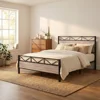 Letto Matrimoniale in Metallo Nero con Struttura a X in Legno Chiaro