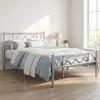 Struttura Letto in Acciaio Argento con Motivo Geometrico a Reticolo