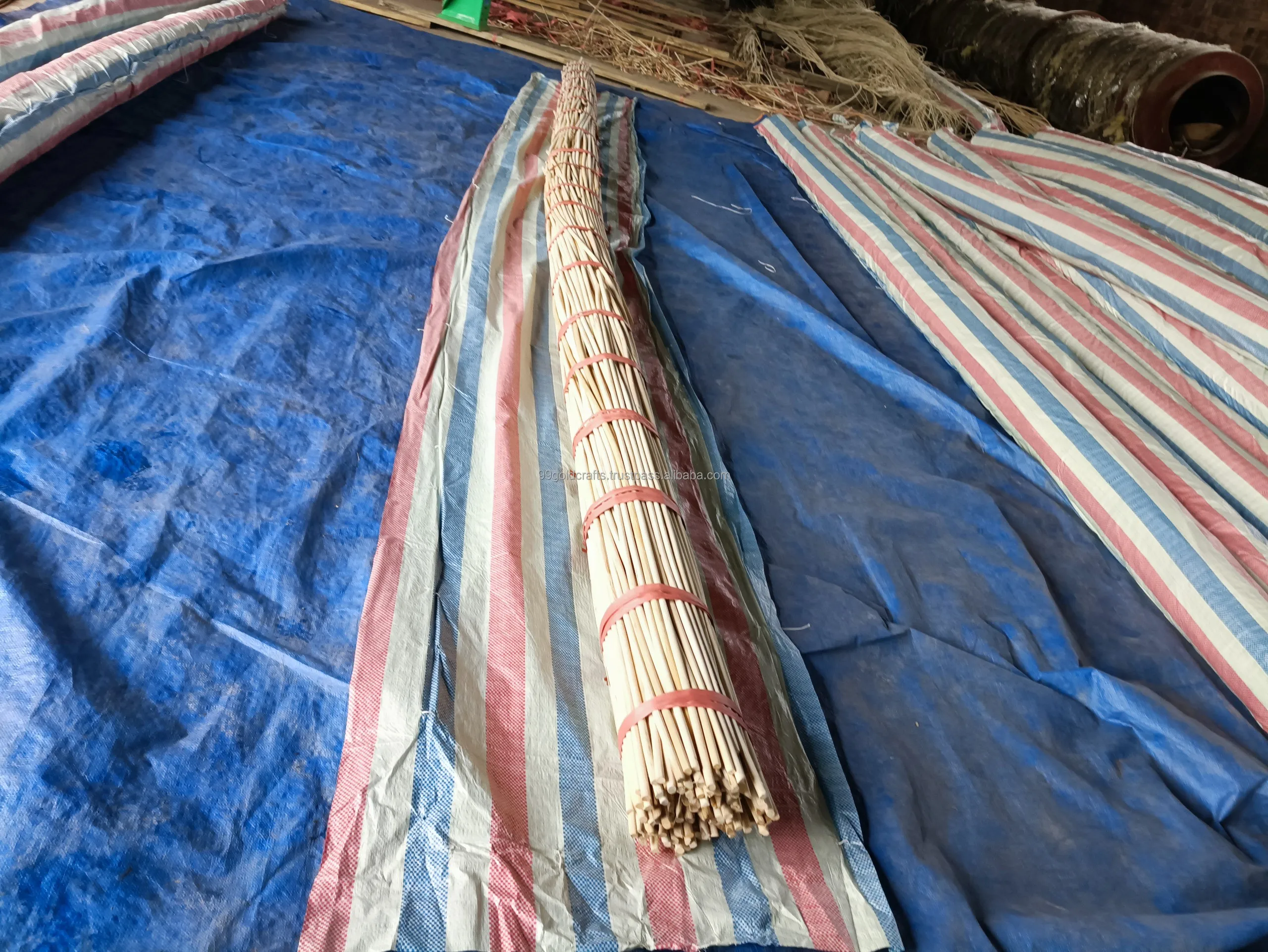 Cheap Polished Bamboo Pole Cane 40 To 50 Mm Diameter By 4m Long For