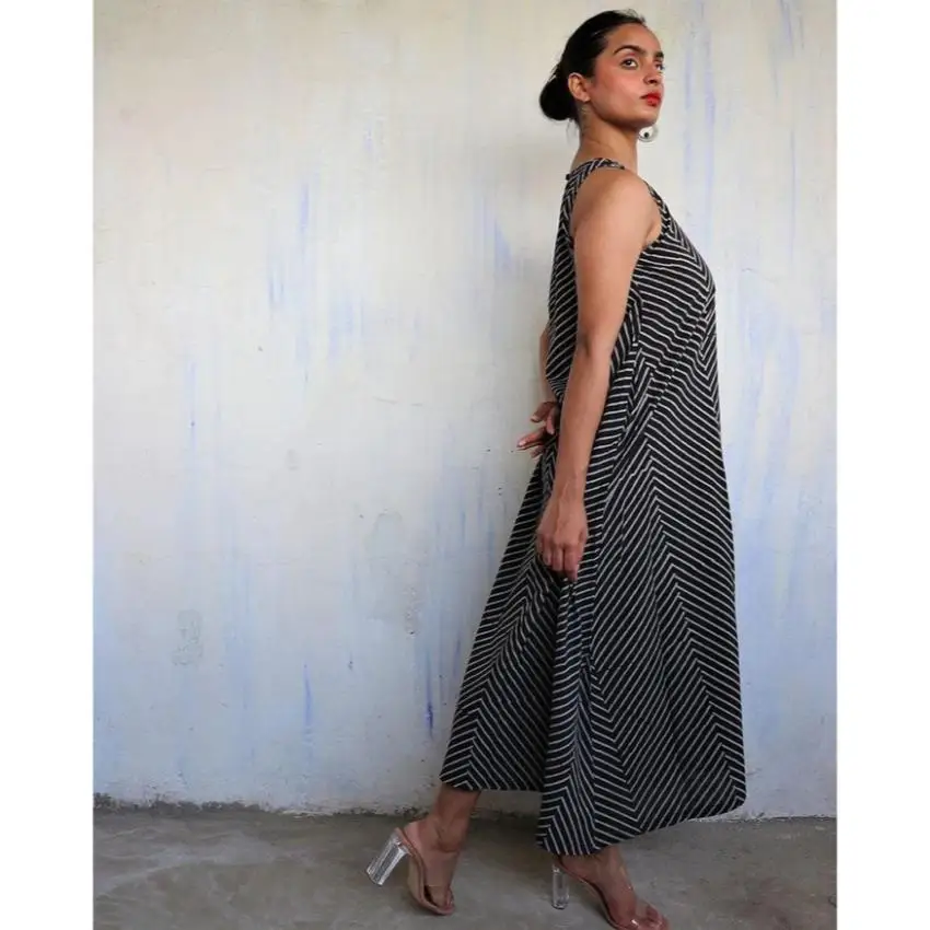 Women Black White Striped Maxi Dress Sleeveless A Line Casual Summer Long Dress Women Black White Striped Maxi Dress Sleeveless A Line Casual Summer Long Dress