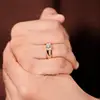อี