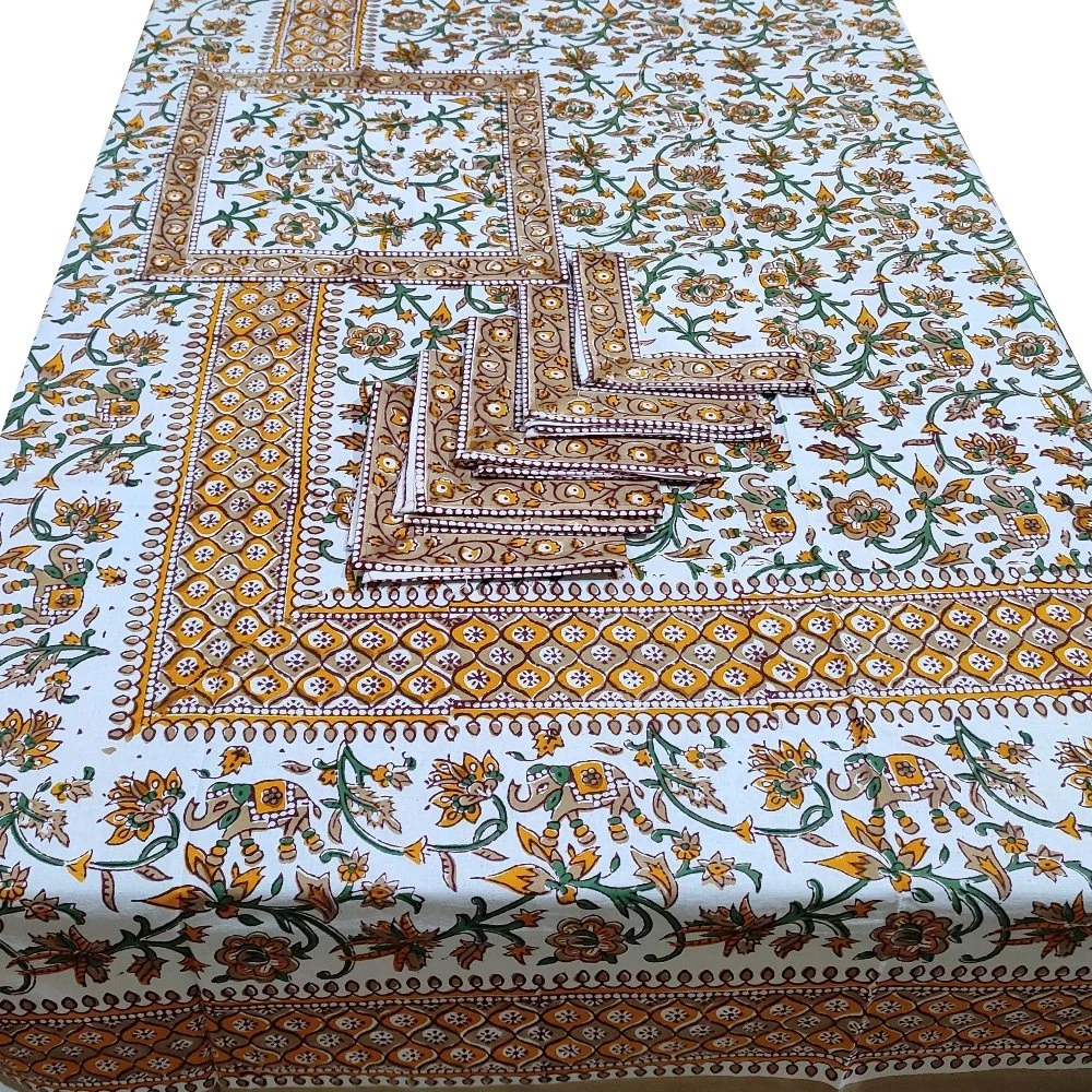 Прямоугольная скатерть с 6 салфетками