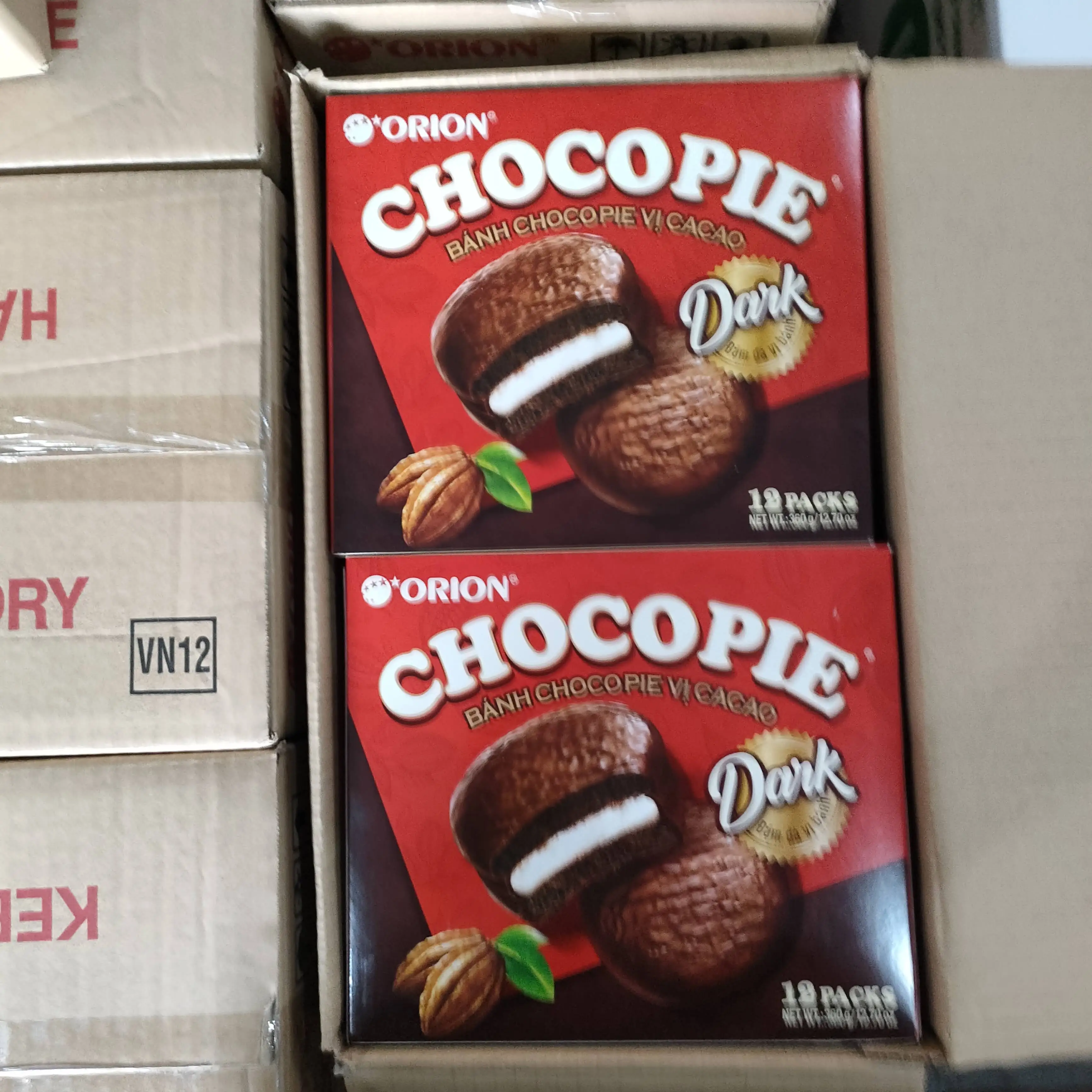 Wholesale Bibica Hura Swissroll Cake Strawberry 360g/ Vietnamese Cake Exporter