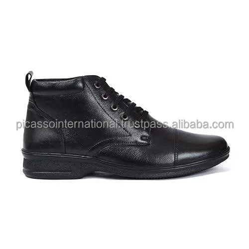 Direct Factory Price Excellent Quality Wholesale Supply Stylish Look Shoes Classic Design Genuine Leather Boots for Men