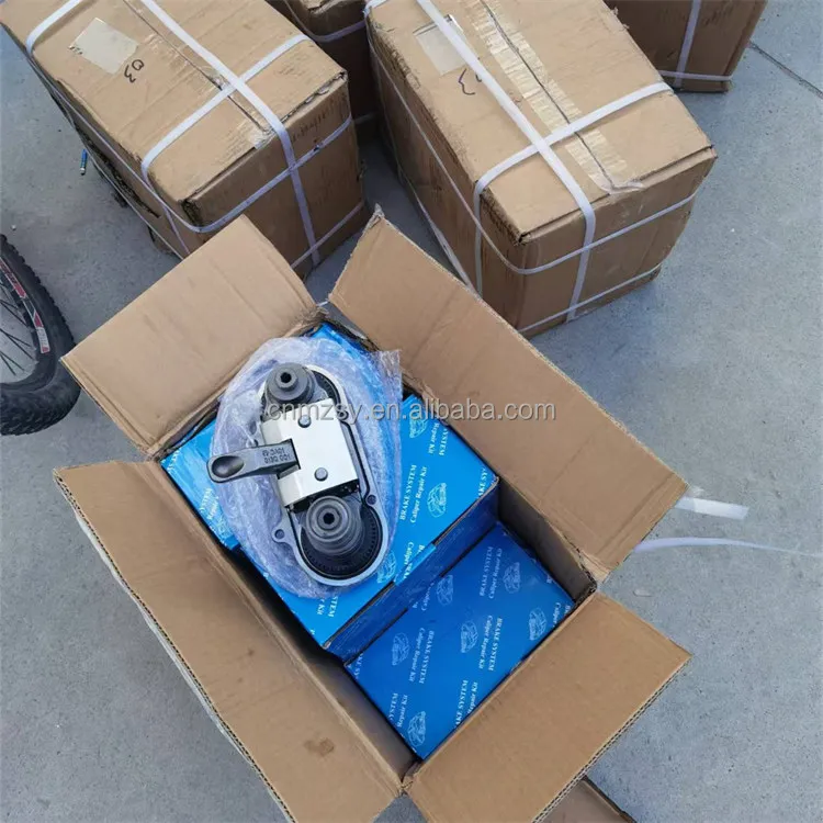 Universal Disc Brake Caliper Adjustment Mechanism for Bus