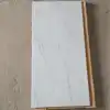 Azulejos Minimalistas de Pared y Suelo con Aspecto de Mármol Blanco