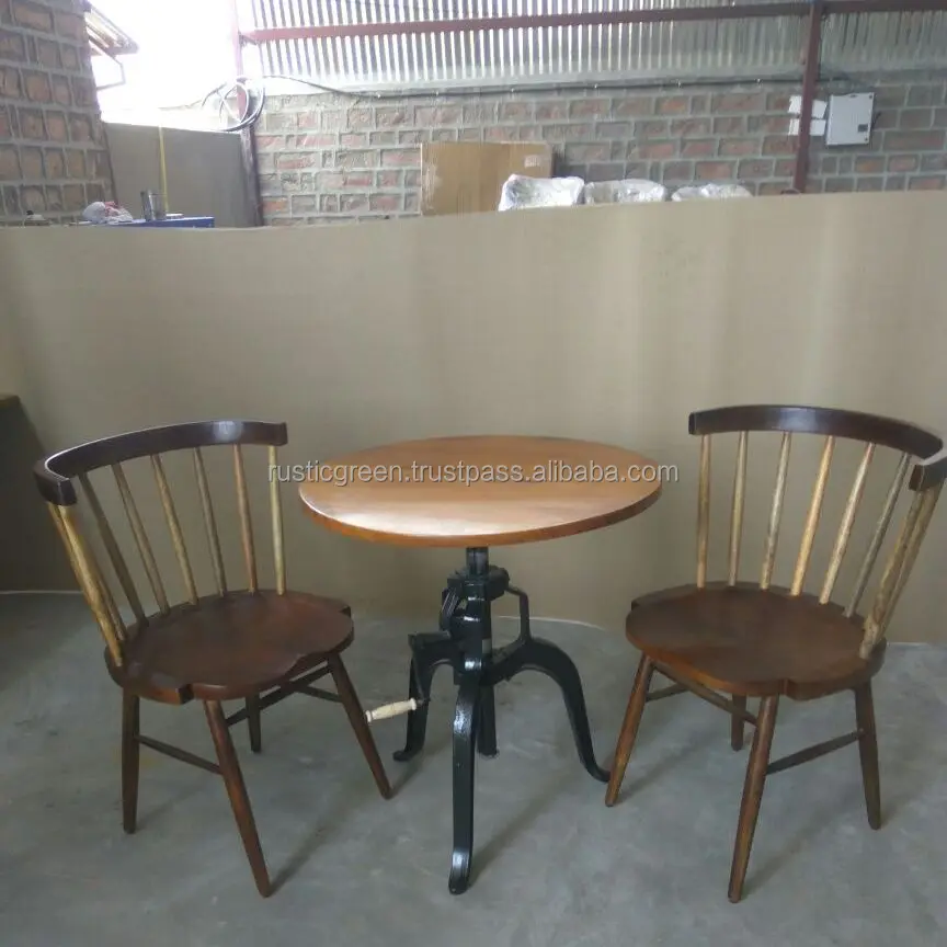 Crank_cafe_table_set.jpg
