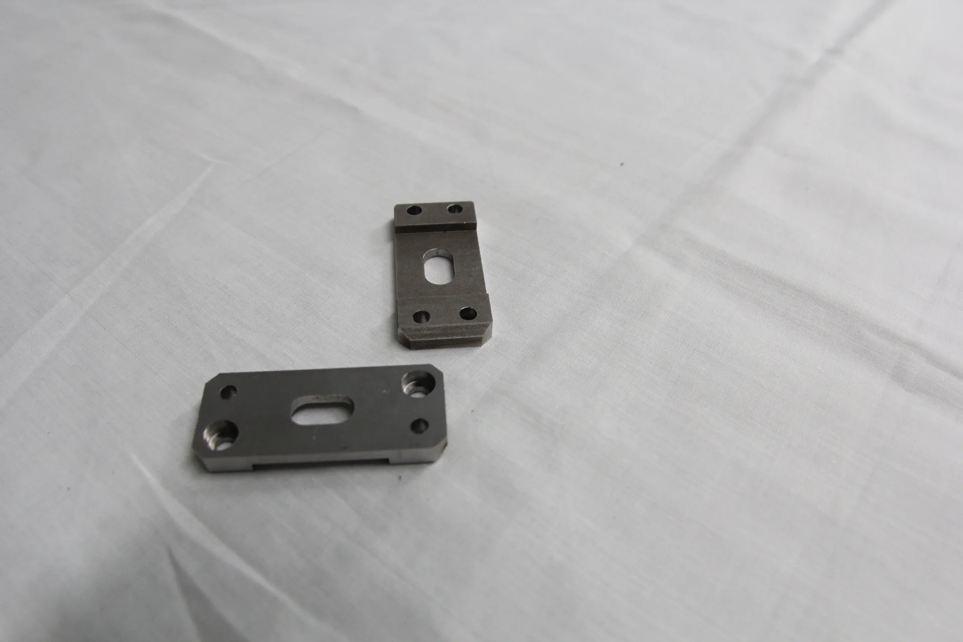 Precision Custom CNC Machining Services for Metal Aluminum Components Factory Supplier Offers Lathe Turning Milling Broaches
