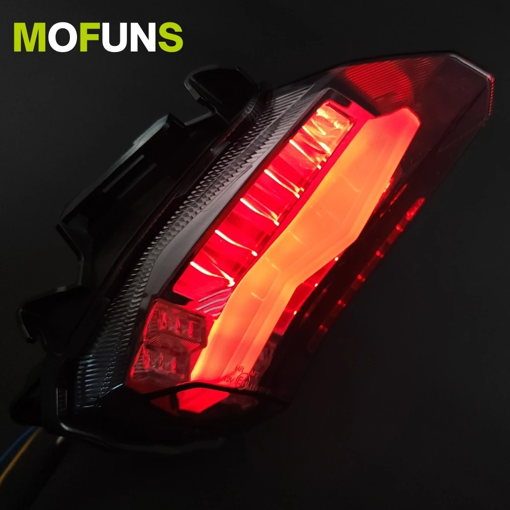 LED Integrated Tail Light with Turn signal Light Yzf-r15 V3 / V4