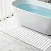 CONFORMÉMENT AUX IMAGES