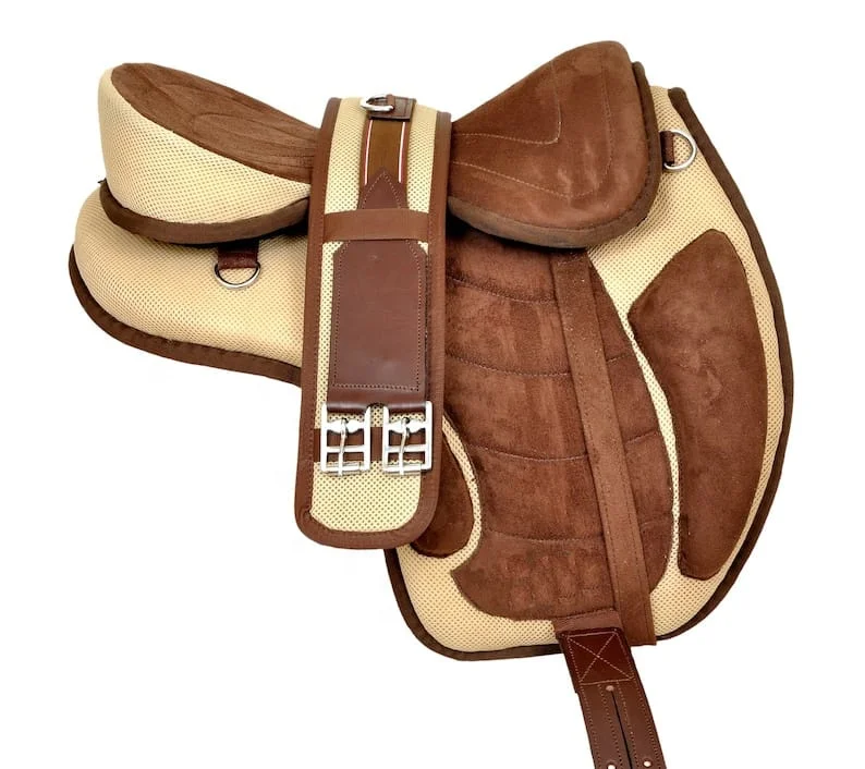 Selles de cheval synthétiques en daim anglais en Benin