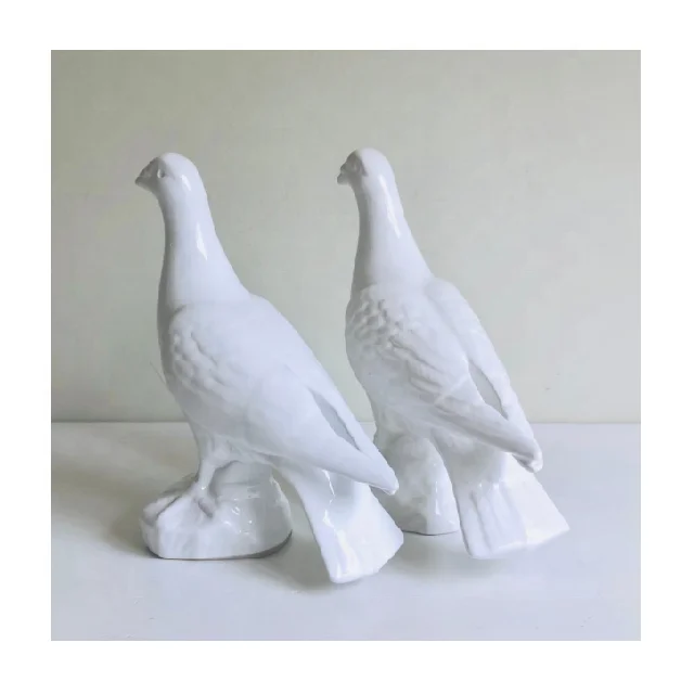 Premium Quality White Color Pigeon Shape Figurine in Negotiable Price