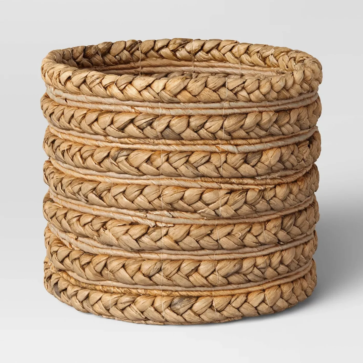 Wholesaler Natural Woven Water Hyacinth Round Storage Basket Water Hyacinth Banana Leaf Storage