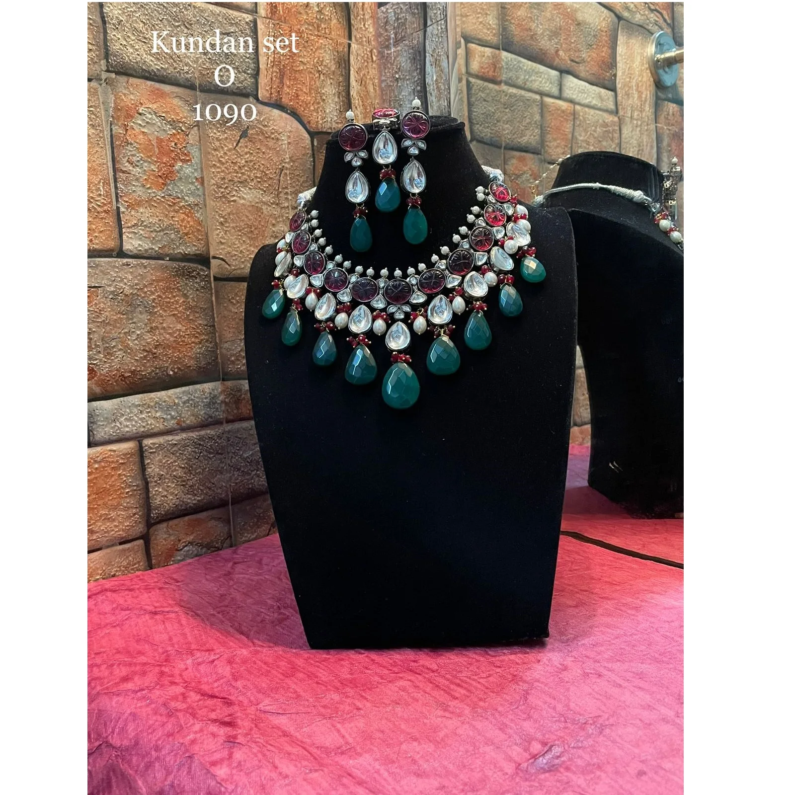 Best Selling Necklace Set With Traditional Designed & Luxury Style ...