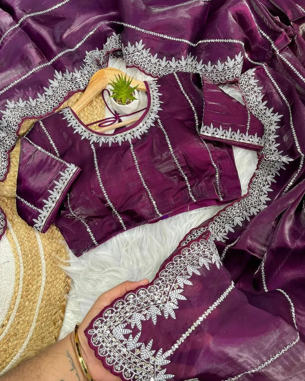 Dual Colour Sequence and Thread Embroidery Work Smooth& Soft Silk Fabric Elegant Ethnic Wear Fancy Saree for Ladies Party Wear