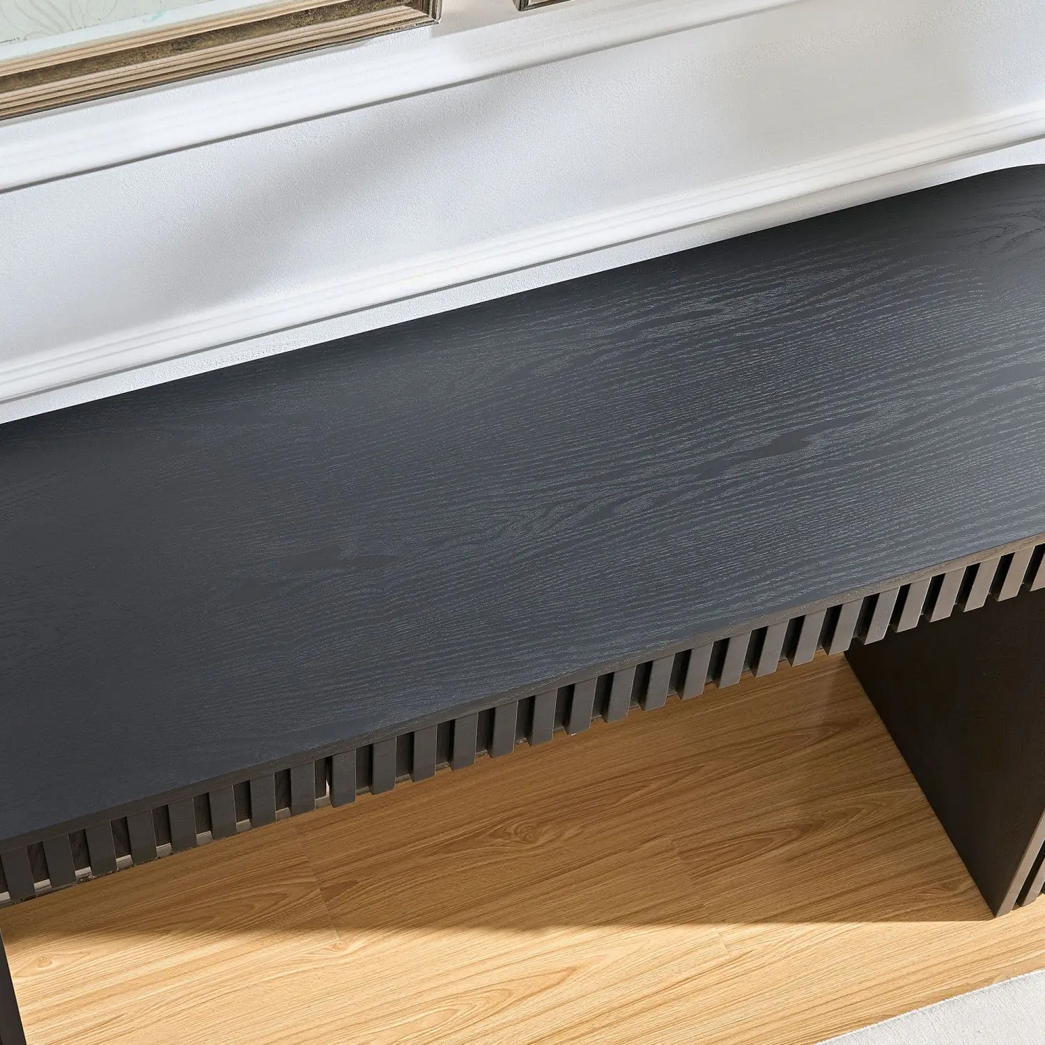 Elvarenae Solara Fluted Console Table — product detail