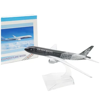 Guangzhou Manufacturer Wholesale Custom Livery Metal Zinc Alloy 1 400 Model Planes 20cm Boeing B777 Mini Aircraft Model