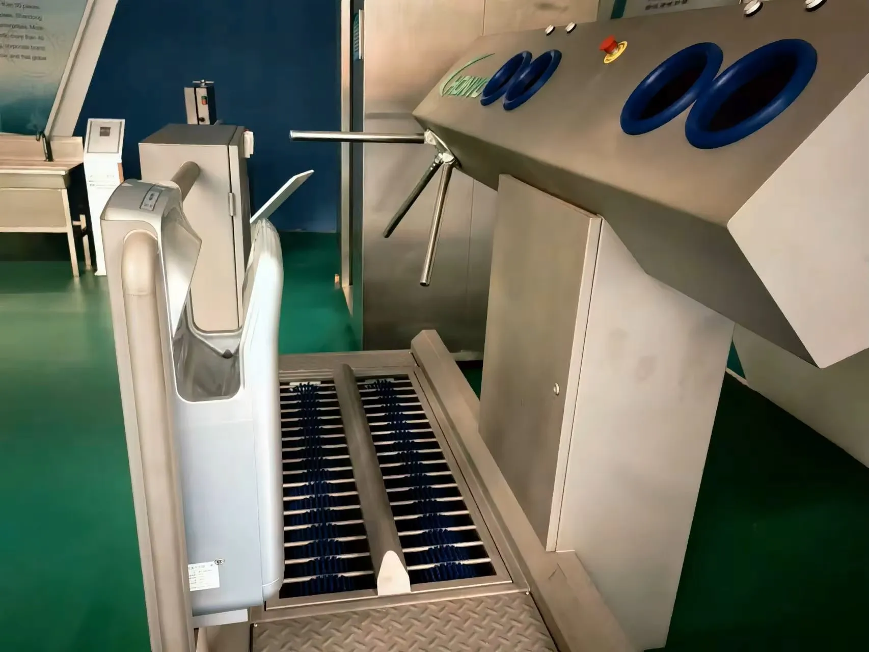 Automatic sanitation cleaning station boots washing machine stainless steel sterilizer for factory food industry