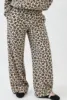 Leopardo Blanco Amarillo