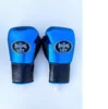 Azul y negro