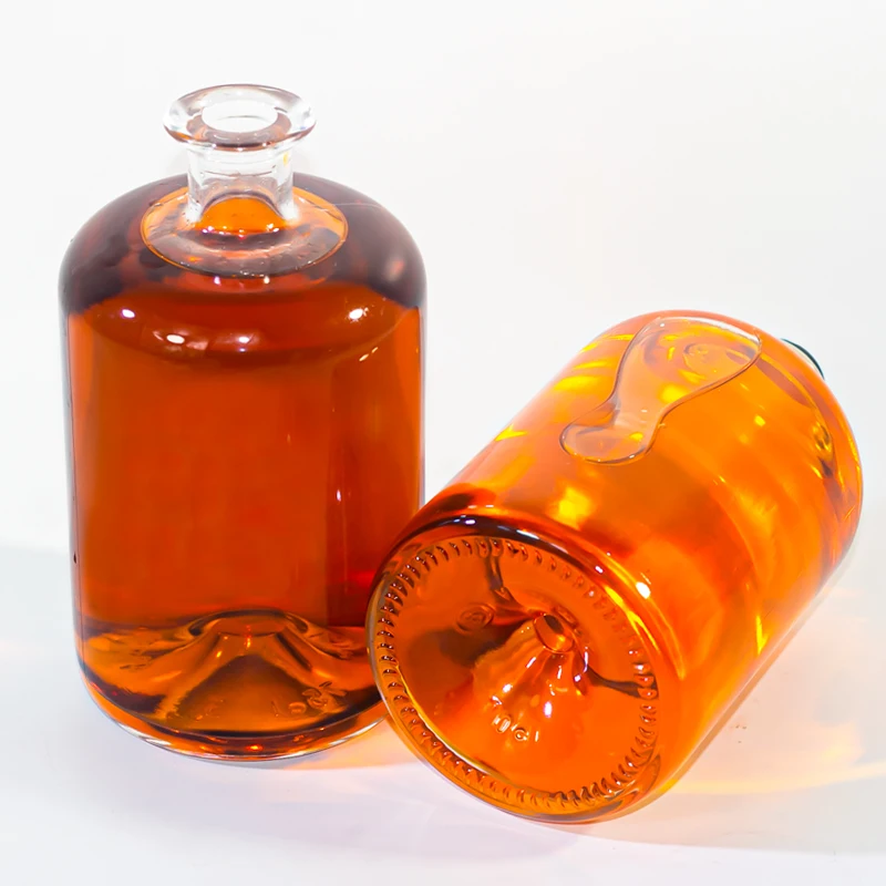 700ml Bottom Recessed Transparent Thick Round Glass Bottle With High Concave Bottom
