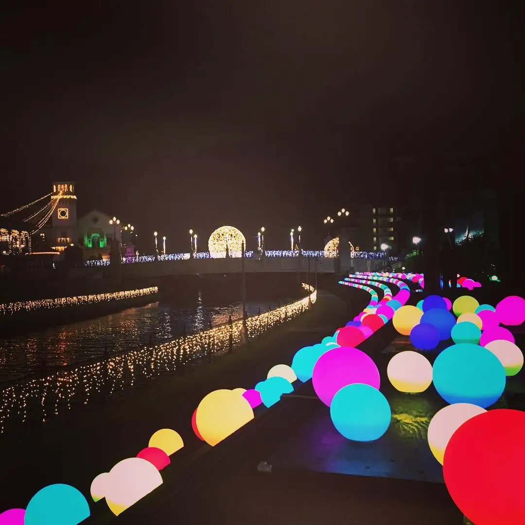 RGB LED Ball Indoor Outdoor Use Decra Creative Lights and Ambient Lights for Pool and Seaside LED Ball