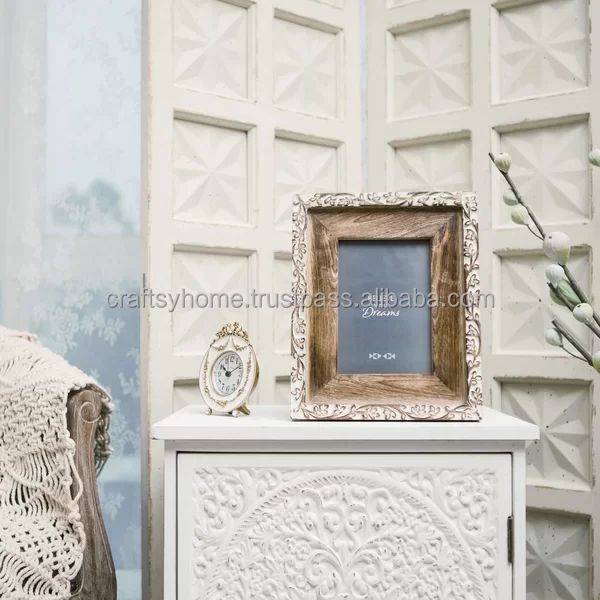 Best Quality Handcrafted Beautiful Rustic Wooden Engraved Picture Photo