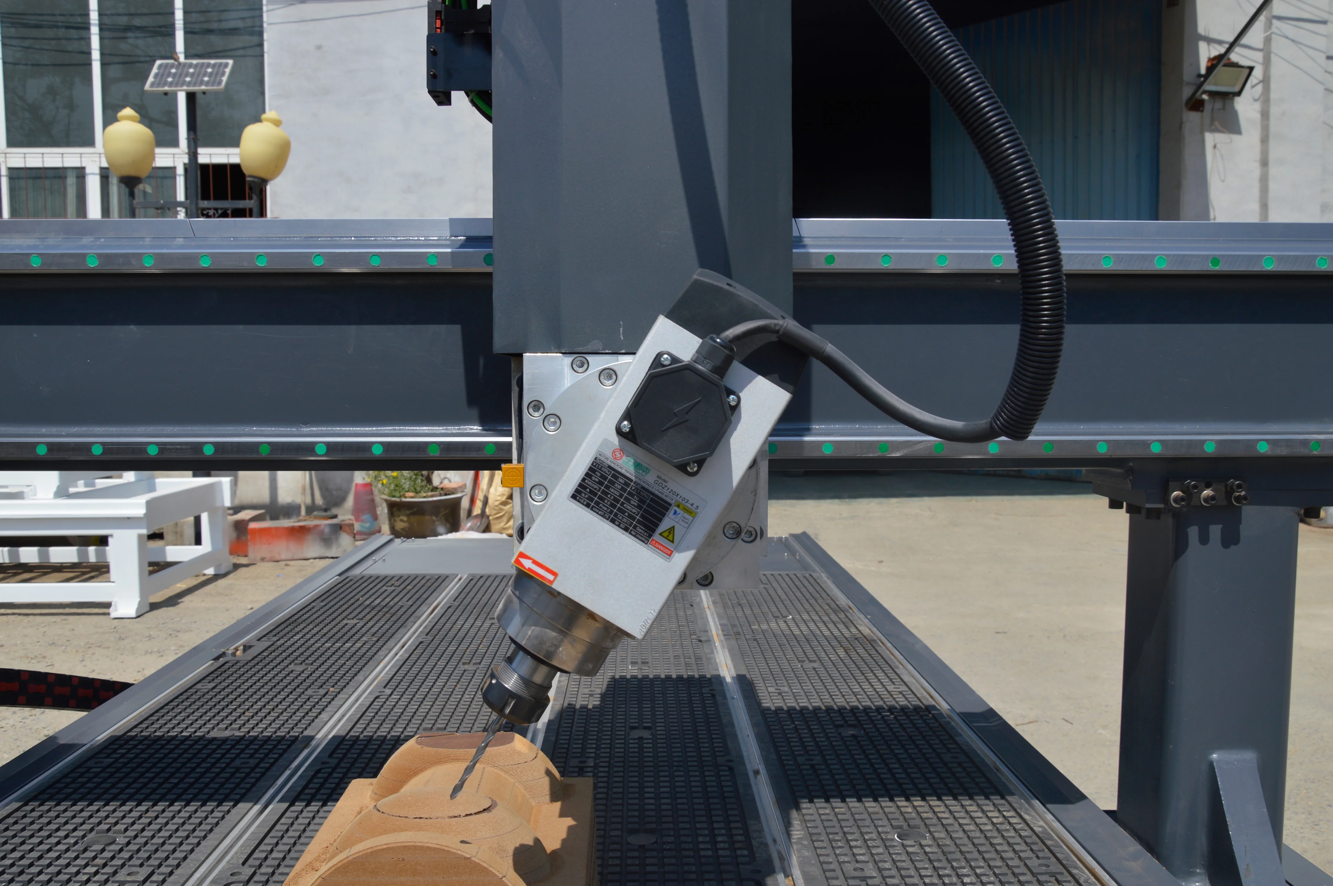 2025 Best Price Cnc Router Woodworking Machine With Vacuums Cnc Router You Can Import From China Cnc Router Z Axis 500mm 4axis