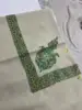 Como se muestra en la Fig.
