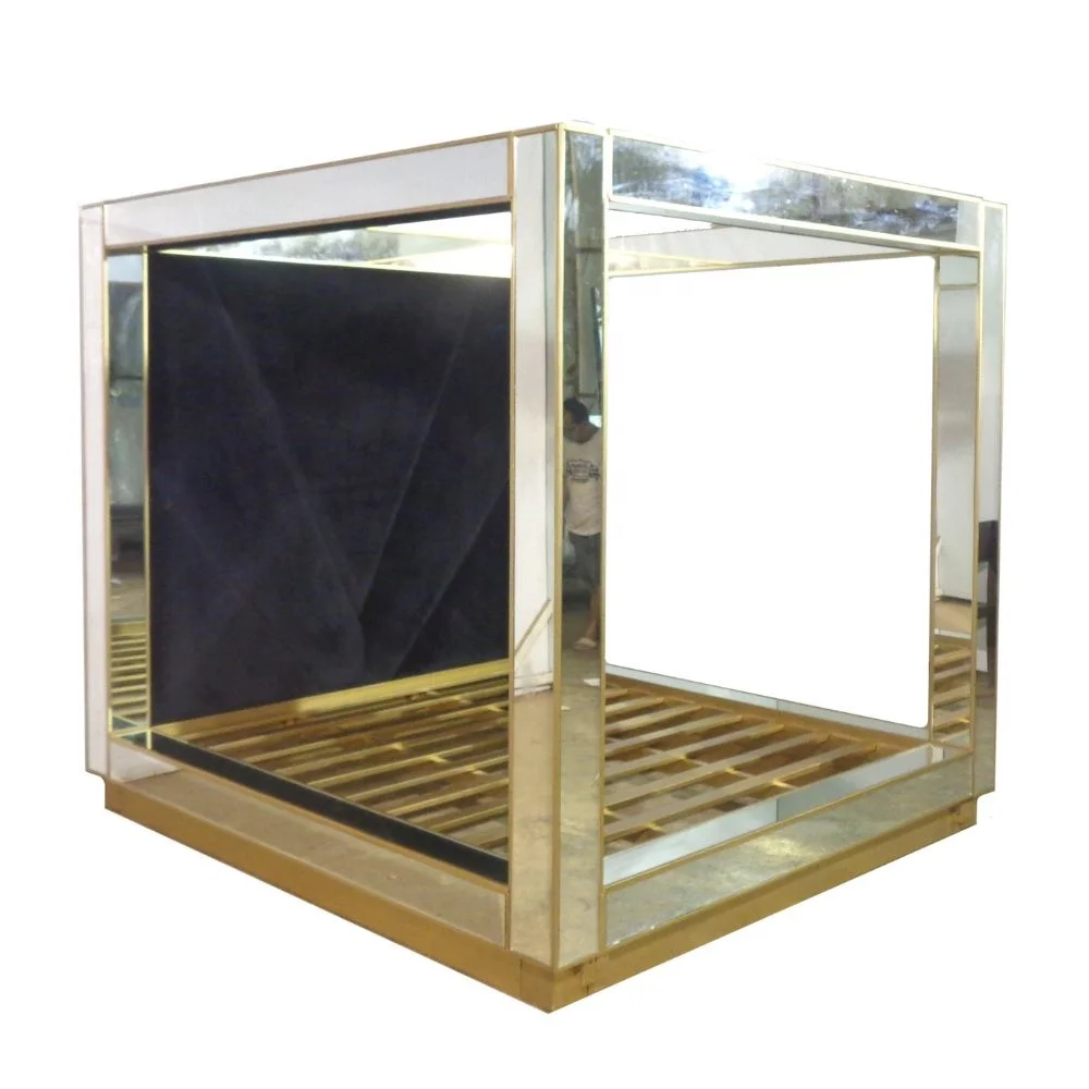 Mirrored Canopy Bed Frame Finished in Glass Panels and Silver Wood for Luxury Modern Minimalist Bedroom and Hotel Furniture