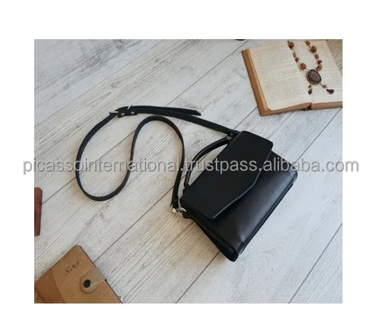 Trusted Exporter of Best Quality Hook and Loop Closure Type Elegant and Modern Design Genuine Leather Tote Hand Bag/Shoulder Bag