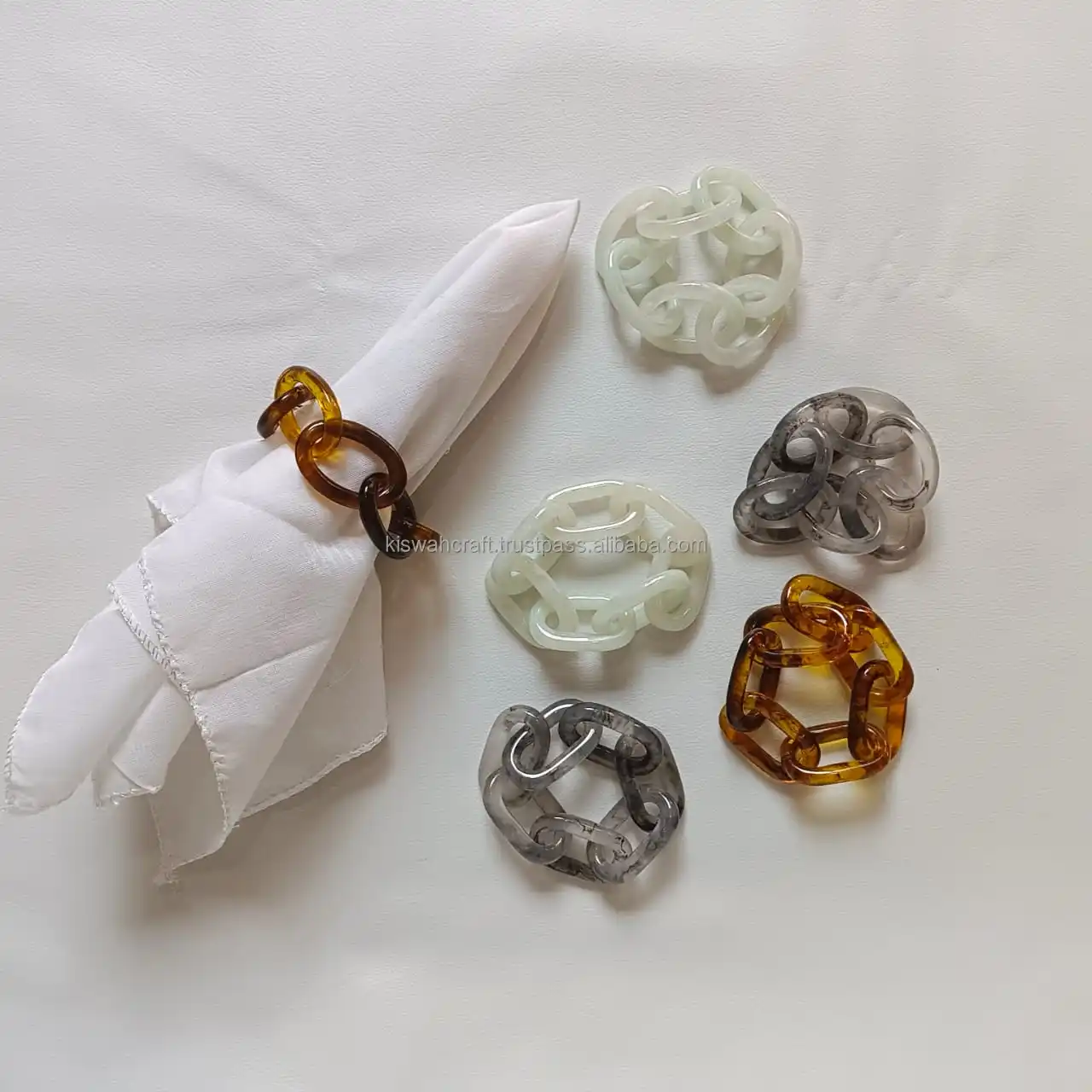 Acrylic Link Chain Napkin Ring Designer Custom Color Tissue Paper Holder Chain Rings for Party Table Decoration