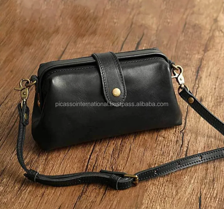 Bulk Quantity Exporter Selling Attractive Pattern Hook & Loop Closure Type Genuine Leather Tote Handbag / Shoulder Handbag