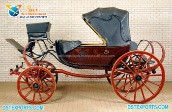 上品な新スタイルのビクトリア朝馬車 白い木製観光用屋外馬車 結婚式用