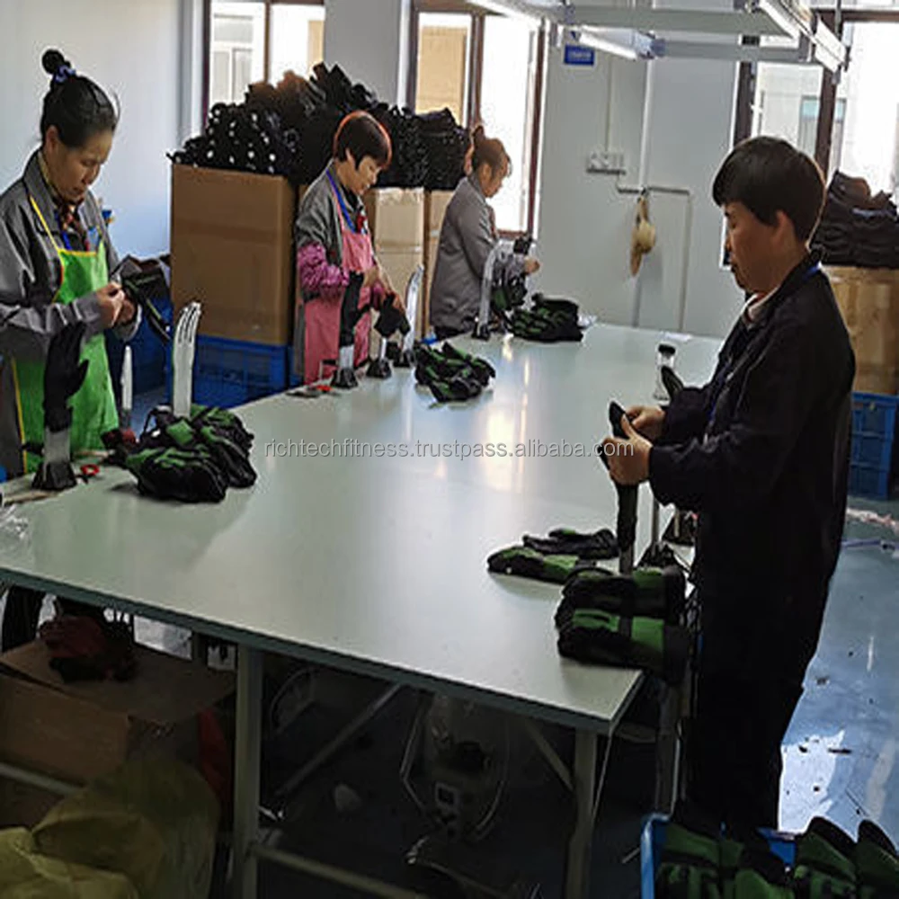 RDX L7 Weight Lifting Leather Gym Gloves &ndash; RDX Sports - Europe