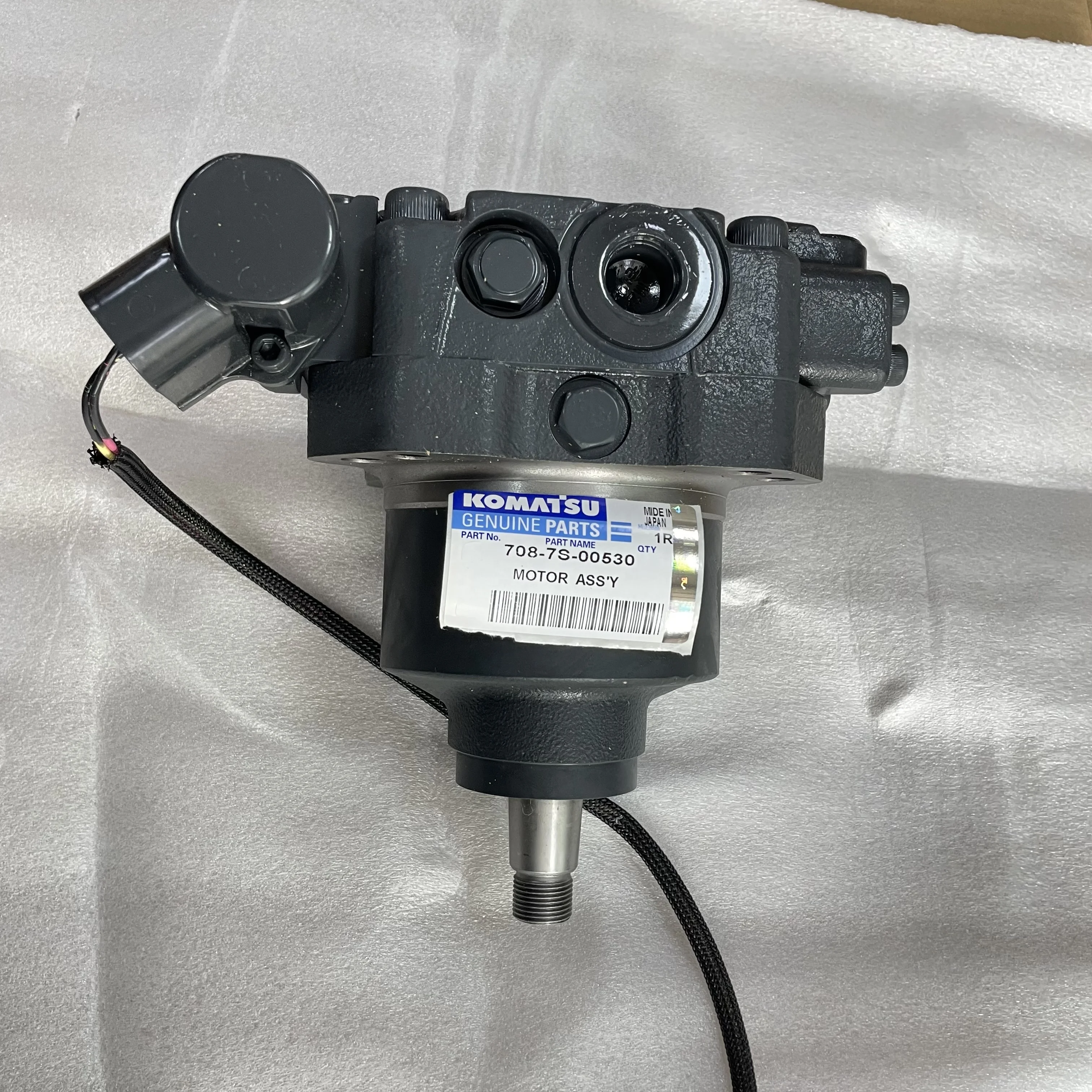 708-7W-11520 Motor Ass'y for Komatsu D155A-6 Hydraulic Fan