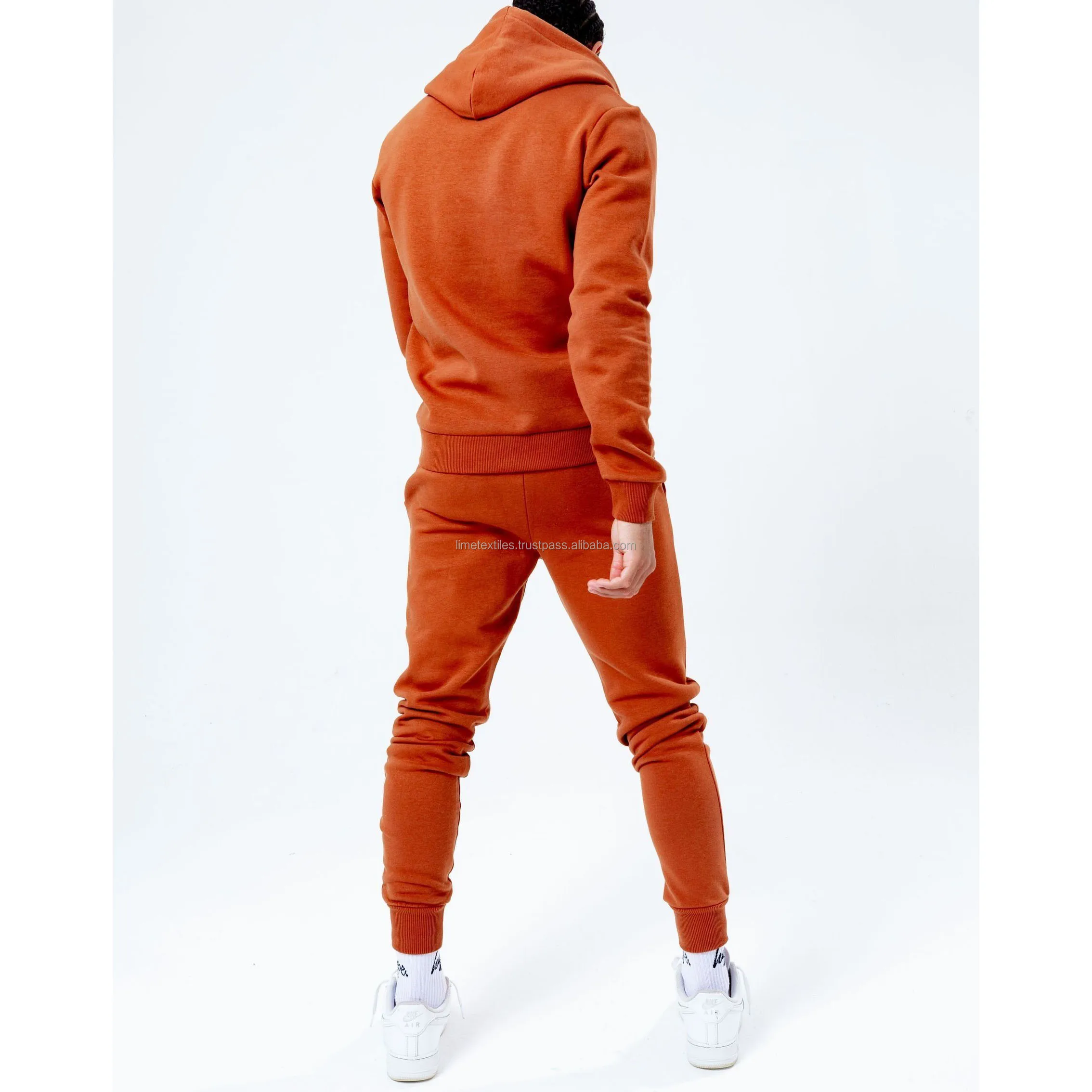 Wholesale New Design Your Own Sport Tracksuit Mans Track Suits Sports