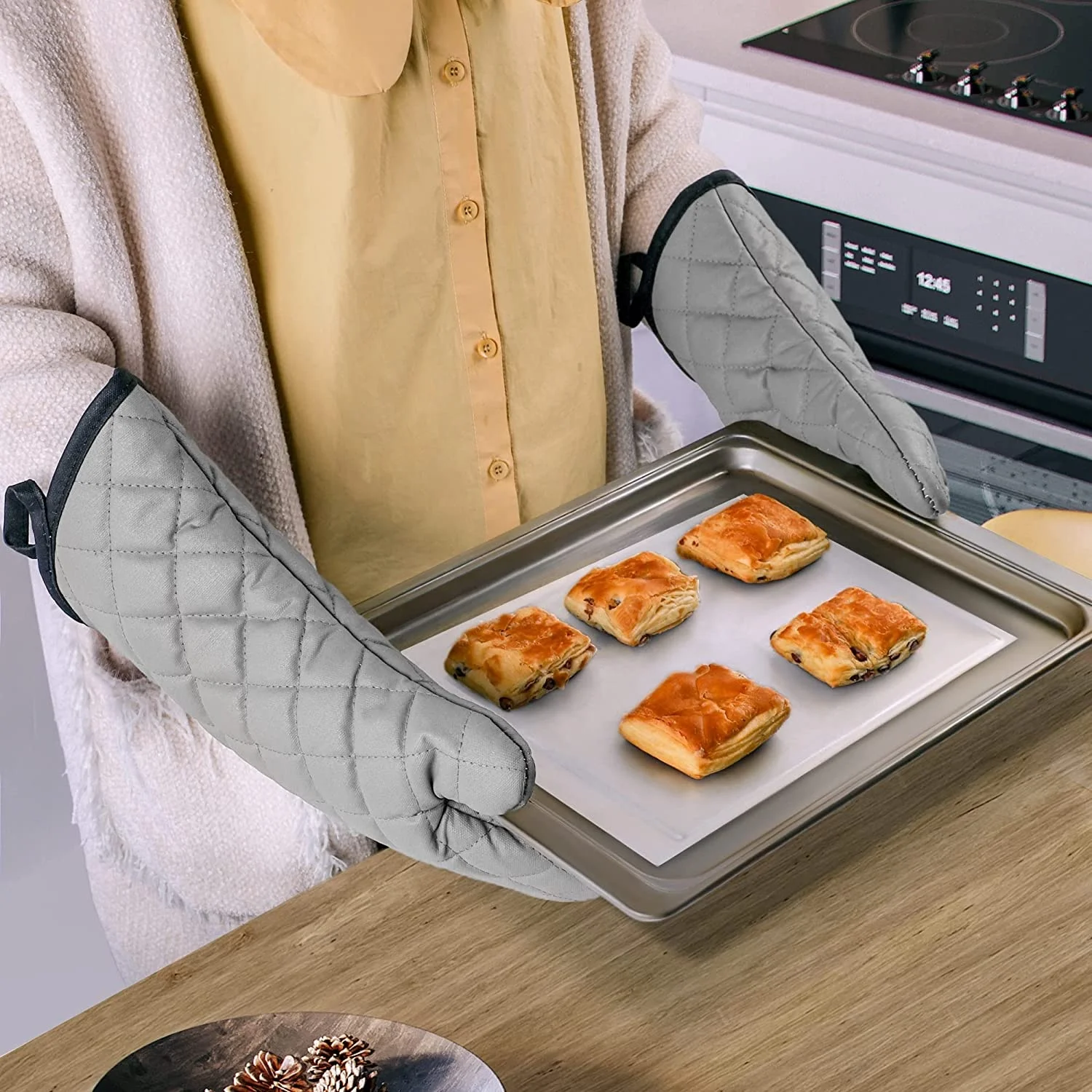 Oven Mitts Quilted Terry Cloth Cotton Lining Extra Long Professional Heat Resistant Kitchen Oven