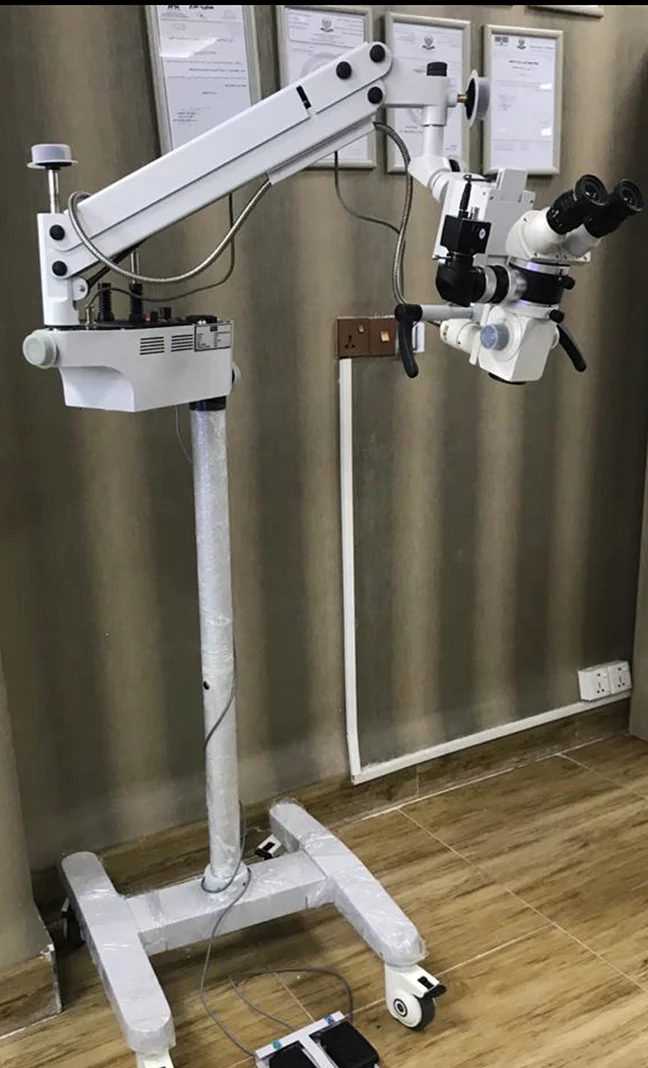 Electric Wet Lab Microscope for Ophthalmology, ENT & Hand Surgeries Educational Purpose Durable Steel Plastic & Metal Materials