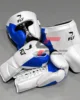 Blanco y azul