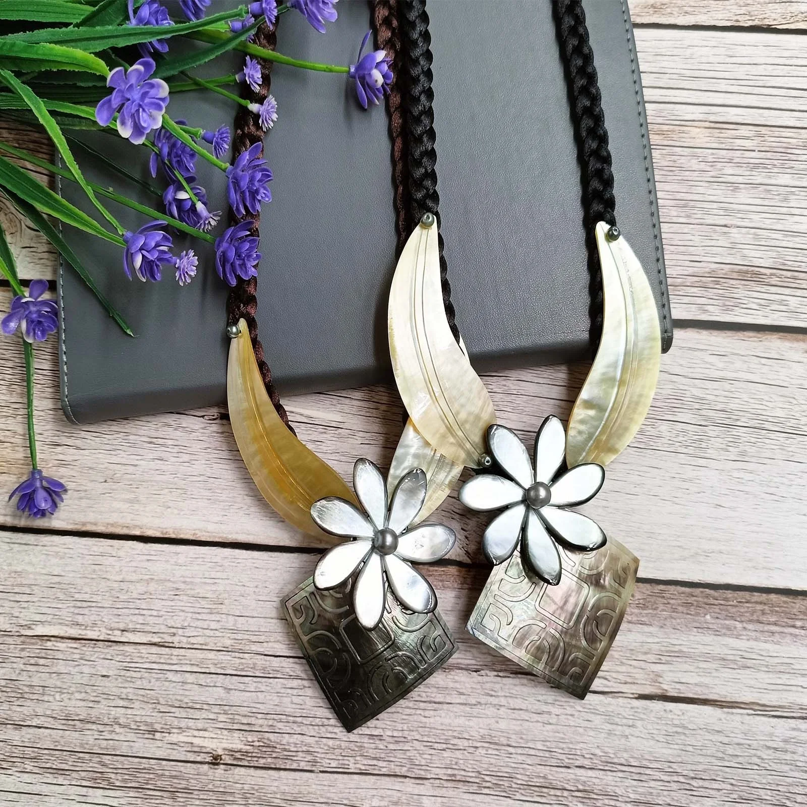 Tahitian Mother of Pearl Necklace - Adjustable Tiare Jewelry Tahitian Mother of Pearl Necklace - Adjustable Tiare Jewelry