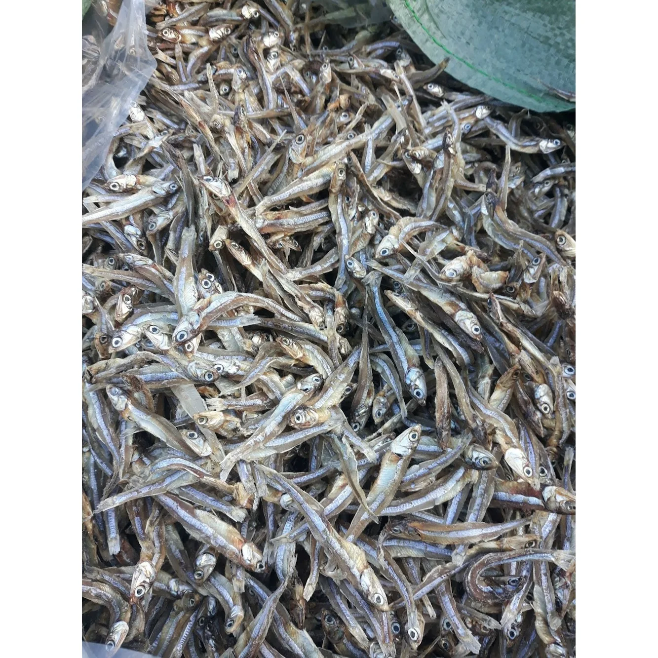 Medium Size Dried Anchovies Bamboo Raw Materials for Traditional Asian Cuisine Ingredient