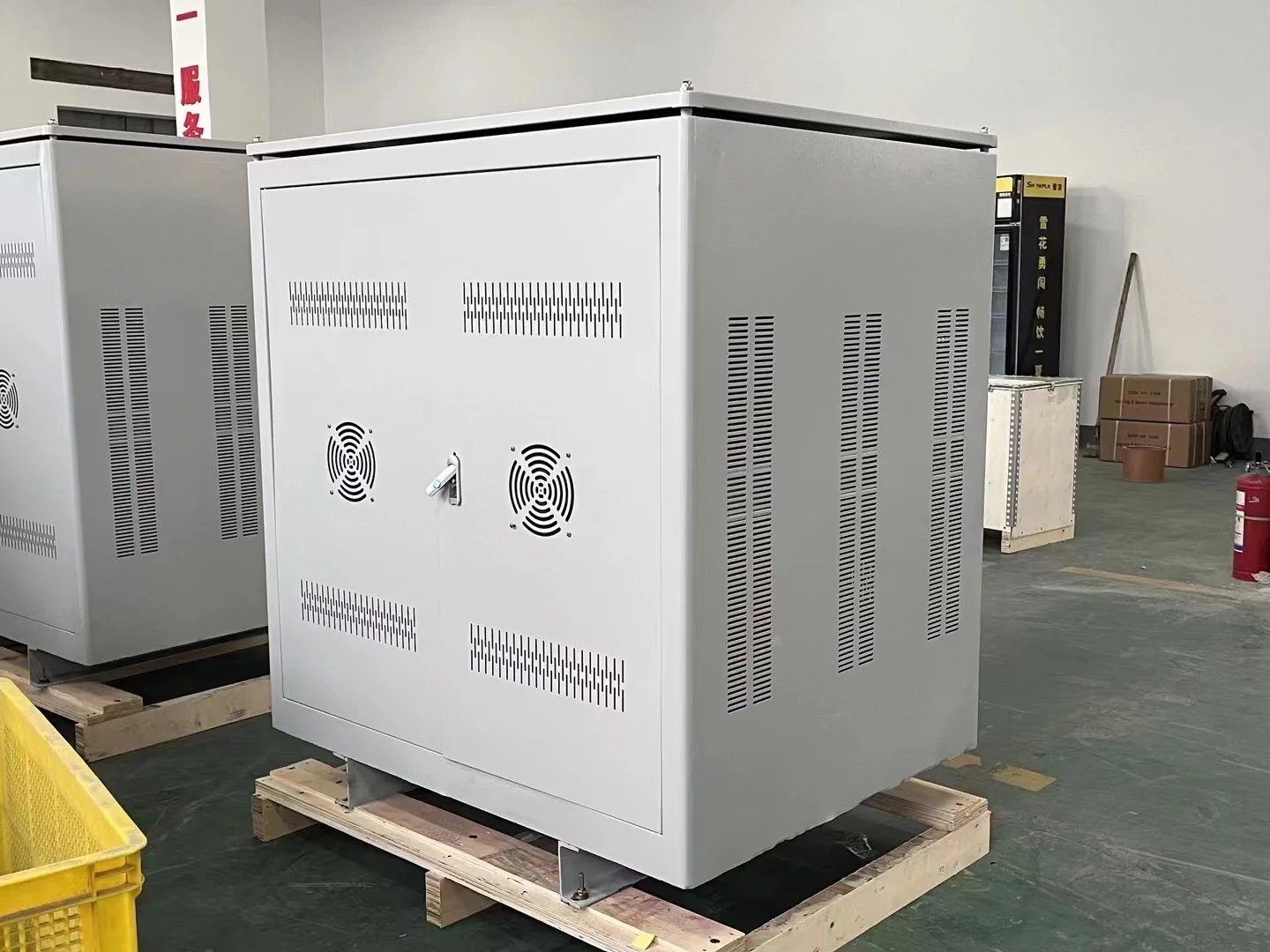 240V Input Power Transformer 50Hz Frequency Coil Instrument 50kw 100kw 200kw 500kw 3 Phase Step-up from 220v to 380v