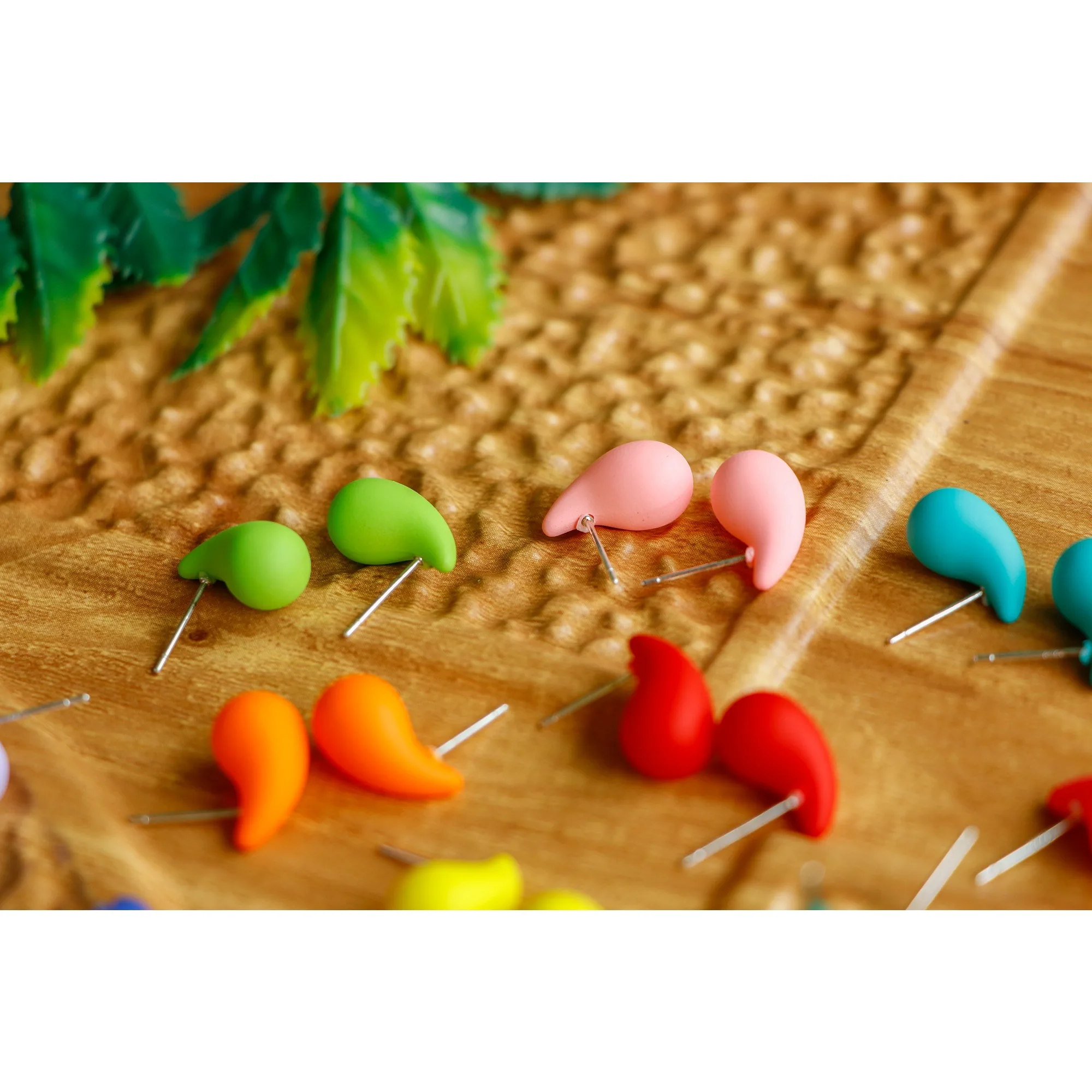 Simple Exaggerated Hoop Earring Women Colorful Star Rhomboid Big Hoop Geometric Fashion Statement Earring Wholesale Punk Jewelry