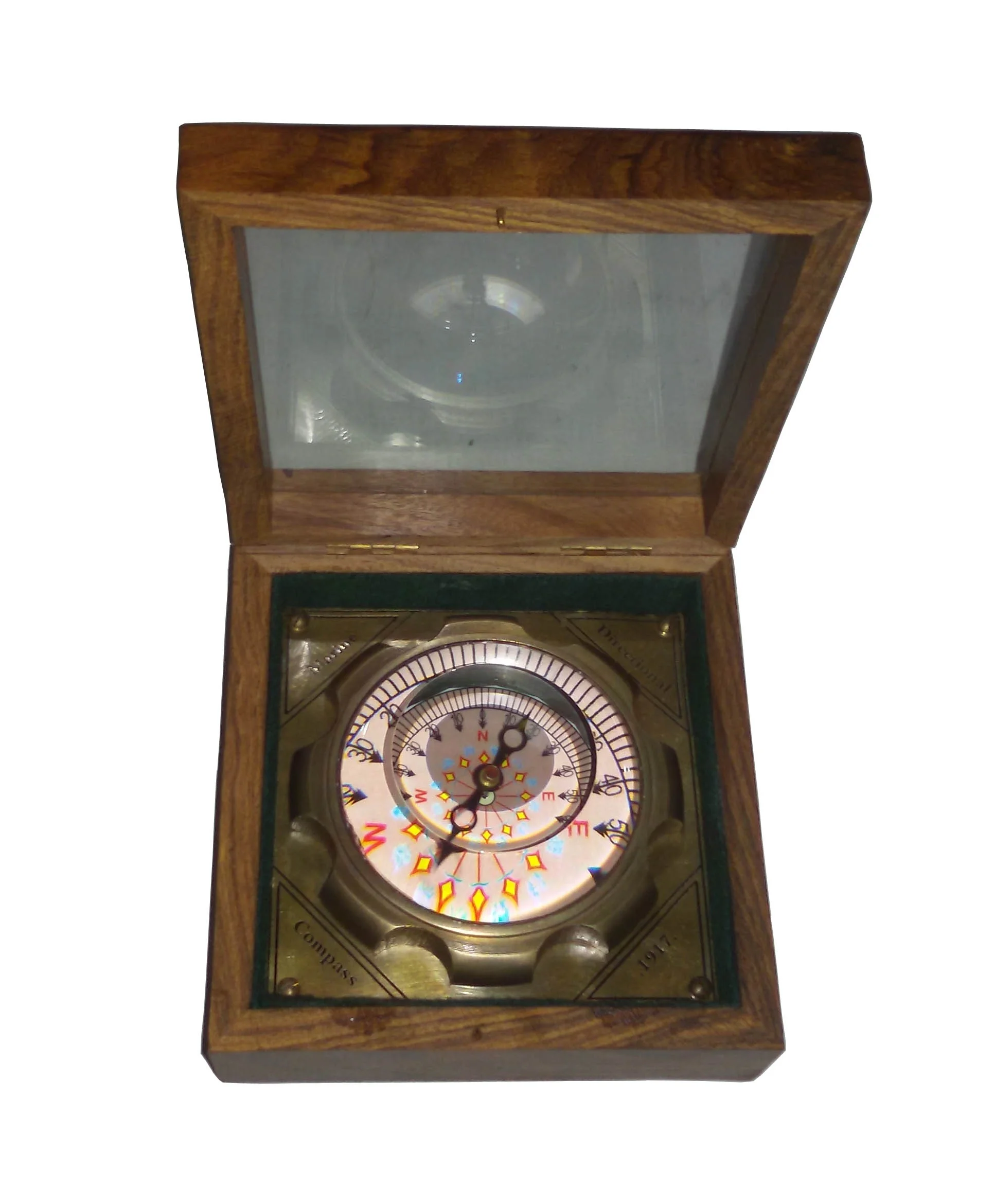 Shiny Brass Compass Wooden Base Tabletop Stand Compass Collectible Item 