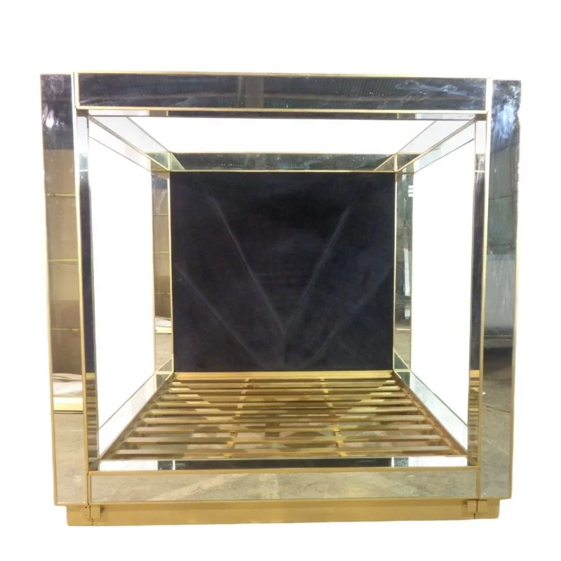 Mirrored Canopy Bed Frame Finished in Glass Panels and Silver Wood for Luxury Modern Minimalist Bedroom and Hotel Furniture