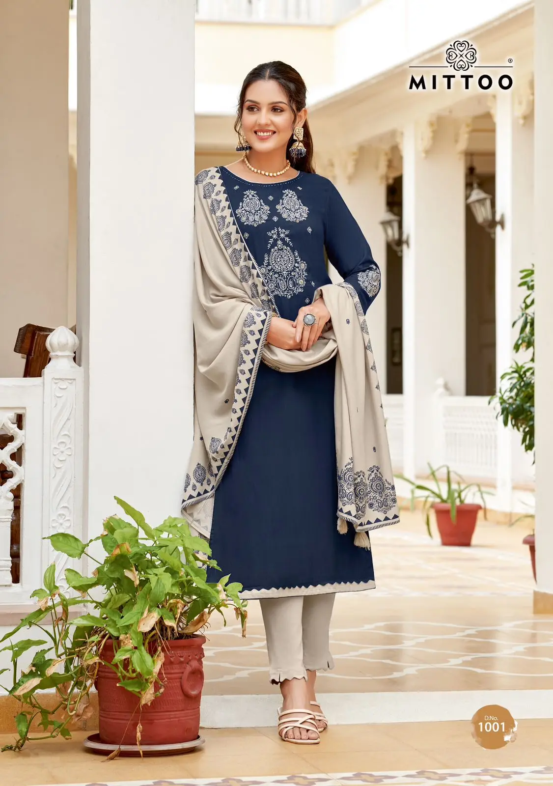Designer Rayon Weaving Print Wedding Dress Set Embroidered Kurti Pant and Dupatta for Indian & Pakistani Culture