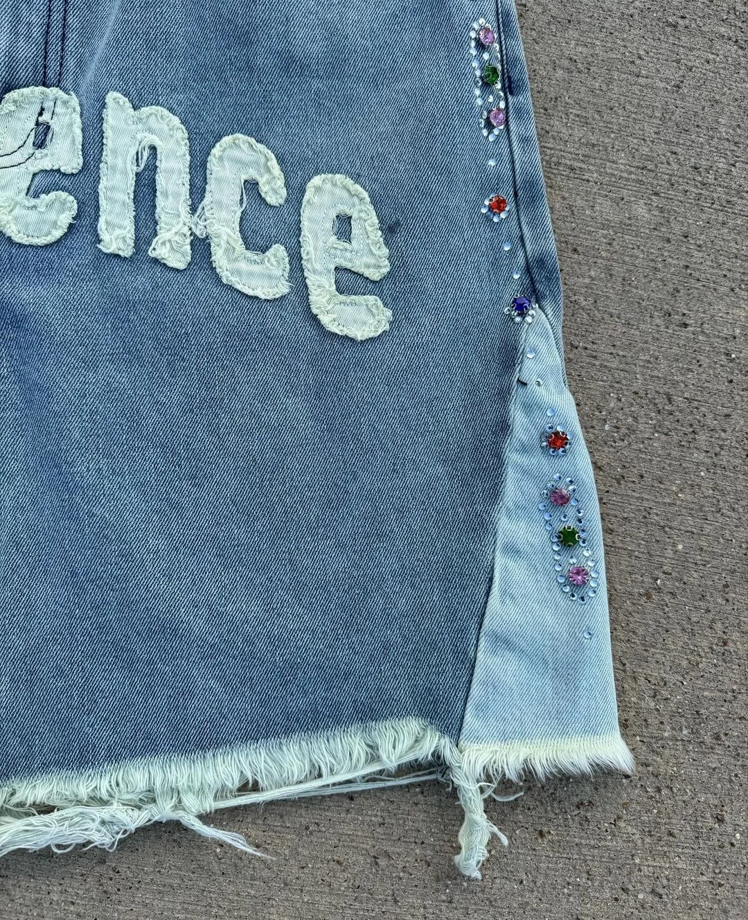 Custom Summer Streetwear Oversized High Waist Cotton Baggy Rhinestone Men Flare Denim Jeans Shorts Trouser Jorts With Embroidery gallery 3