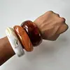 หลาย