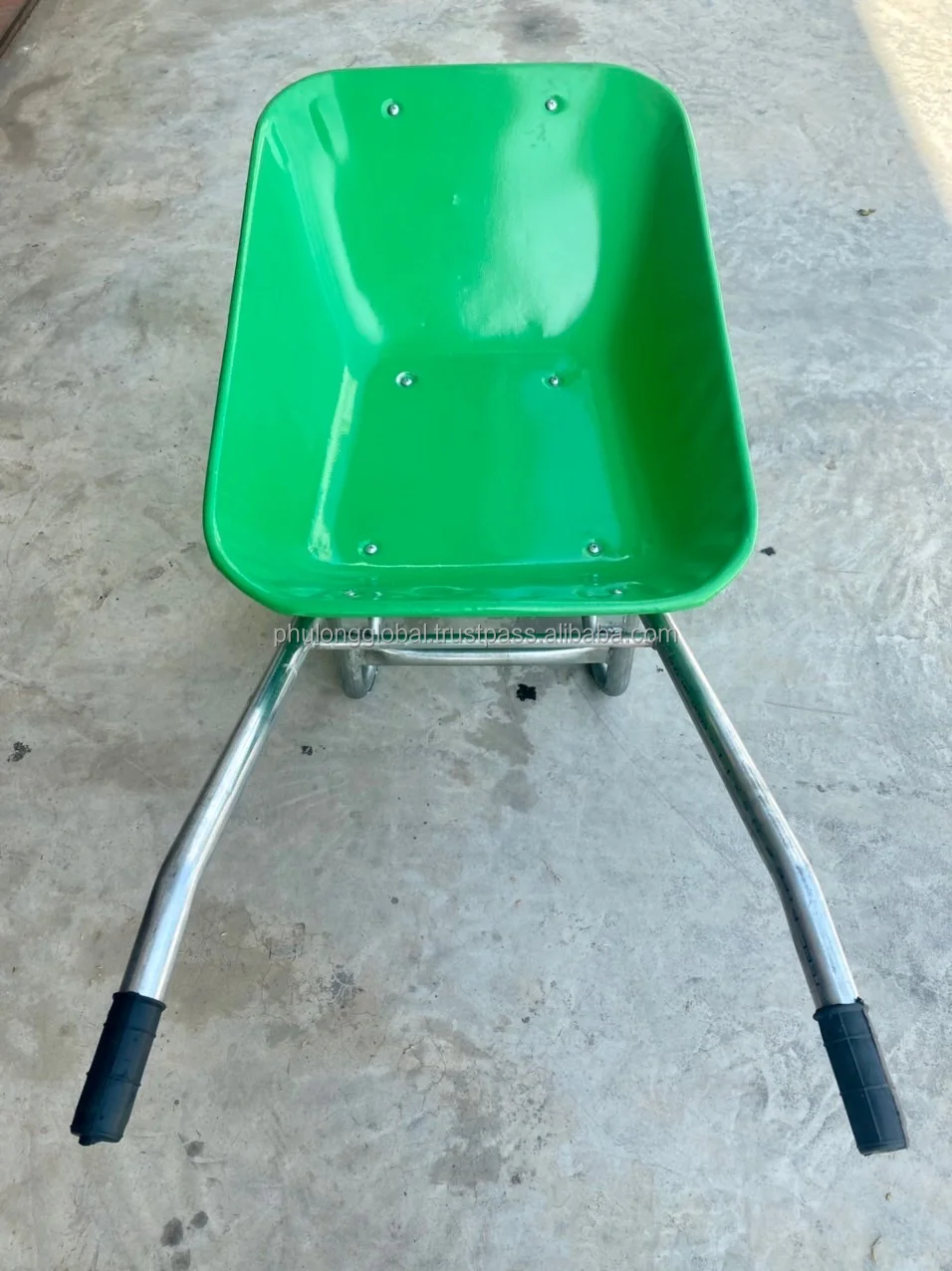 High Quality 50L 70L 90L Wheelbarrows From Vietnam Wb6400 Model with Plastic or Metal Tray for Garden Construction